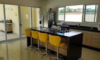 Imagem 5: Casa de condomínio a venda tem 360 metros quadrados com 3 quartos lago do sol cotia