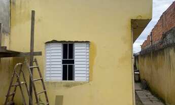 Imagem: Casa a venda com quintal e garagem - Caxanga