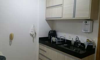 Imagem 4: Quarto e sala com varanda na beira do Lago, vista livre, nascente, piscina de raia, resort