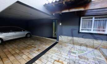 Imagem 2: Sobrado para Venda em Londrina, JARDIM ALVORADA, 4 dormitórios, 1 suíte, 3 banheiros, 2 va