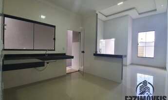 Imagem 2: LINDA CASA 2 QUARTOS 1 SUÍTE E QUINTAL RESIDENCIAL BRISA DAS MATAS