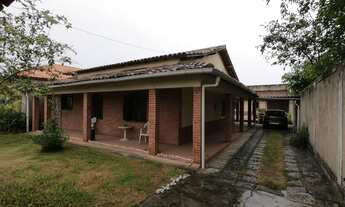 Imagem 2: Casa para Venda em Araruama, Coqueiral, 5 dormitórios, 3 suítes, 5 banheiros, 4 vagas