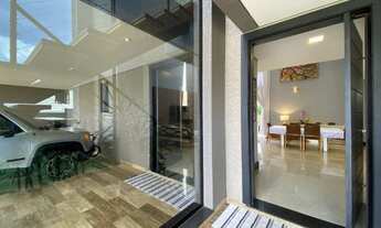 Imagem 3: Linda casa no Alphaville Granja Viana, 4 suites, linda área gourmet