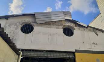 Imagem 3: Galpão/Depósito/Armazém para venda tem 300 metros quadrados