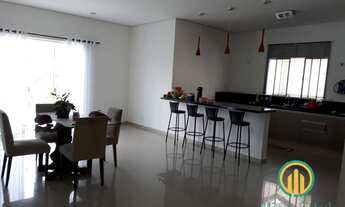 Imagem 5: Casa 3 suítes, sala 3 ambientes, varanda, lareira, piscina Cond.Vale Verde