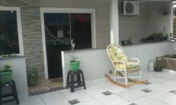 Imagem 4: Sobrado para Venda em Colombo, Campo Pequeno, 3 dormitórios, 1 suíte, 2 banheiros, 2 vagas