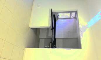 Imagem 4: Apartamento duplex reformado com varanda entrada e saída pelas ruas Ary Parreiras e Joaqui