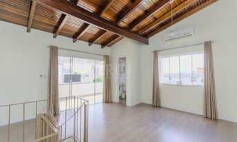 Imagem 1: Cobertura semi mobiliada com 2 dormitórios, terraço com churrasqueira e 1 vaga de garagem