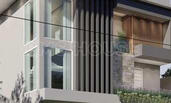 Imagem 2: Casa para Venda em Cotia, Granja Viana, 3 dormitórios, 3 suítes, 4 banheiros, 6 vagas