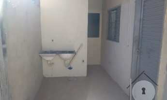 Imagem 3: Casa com 3 quartos - Bairro Parque Atheneu em Goiânia