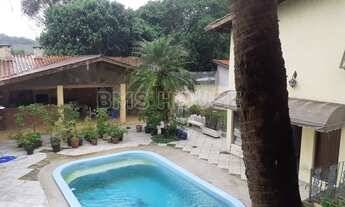 Imagem 3: Casa para Venda em Cotia, Granja Viana, 4 dormitórios, 3 suítes, 7 banheiros, 4 vagas