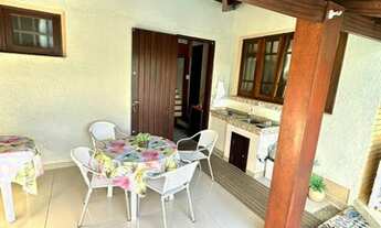 Imagem 7: Casa com piscina junto a Av. Atlantica