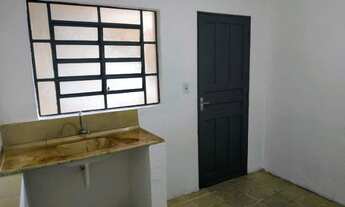 Imagem: Aluga-se casa de 2 cômodos banheiro