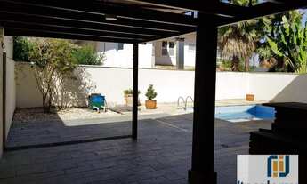 Imagem: Casa linda à venda no Residencial Alphaville