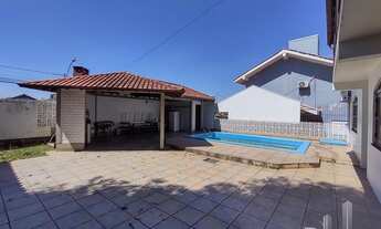 Imagem 2: Casa de esquina com 5 dormitóriios no bairro Ideal em Novo Hamburgo. Ref.:432