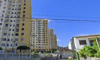 Imagem 2: Apartamento padrão no centro de Belford