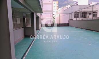 Imagem 2: Apartamento para venda possui 67 metros quadrados com 2 quartos em Tijuca - Rio de Janeiro