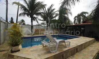 Imagem 2: CASA à venda com piscina e 3 quartos em Itanhaém, no bairro Jamaica