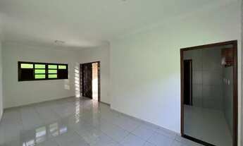 Imagem 5: Casa com 145 m2 - Bairro Emaús - Próximo a BR 101 - Com Piscina e Churrasqueira