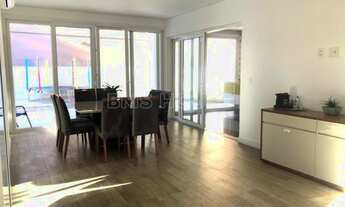 Imagem 4: Casa para Venda em Cotia, Granja Viana, 3 dormitórios, 3 suítes, 5 banheiros, 4 vagas