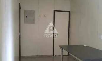 Imagem 4: Vista Mar e Lazer Completo: 4 Quartos no Edifício Itapoã - ABM Barra