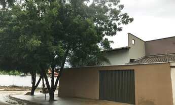 Imagem 4: Casa espaçosa e bem Localizada no centro