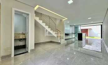 Imagem 3: Casa à Venda no bairro Santa Amélia, 3 Quartos (1 Suíte) e 3 Vagas