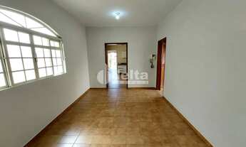 Imagem 3: Casa residencial disponível para venda e locação no bairro Fundinho em Uberlândia-MG