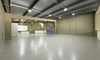 Imagem 7: Lindo galpão para locação com ótima localização