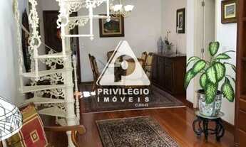 Imagem 2: Cobertura, 3 quartos, suítes, closet, piscina, 209 mts, 2 vagas de garagem, vista para o v