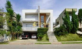 Imagem: Sobrado de Luxo com Piscina no Condomínio