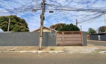 Imagem: CASA BEM LOCALIZADA NO TIRADENTES