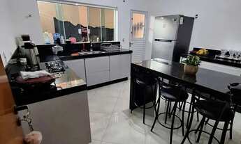 Imagem 6: Casa na colina Casa com 3 dormitórios