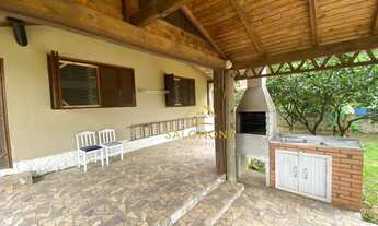 Imagem 5: Salomone vende Linda casa com 3 dormitórios, suíte e piscina