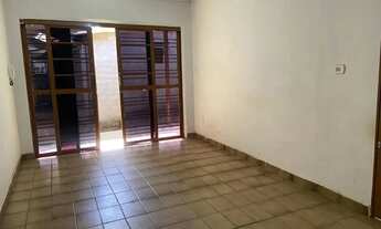 Imagem 5: Alugo casa com 3 quartos , 80m área construída, Setor Leste Universitário