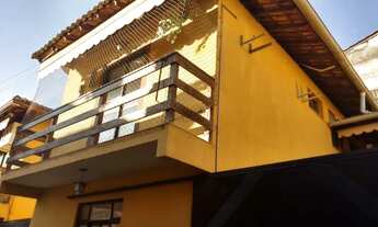 Imagem: Casa Duplex em Colubandê