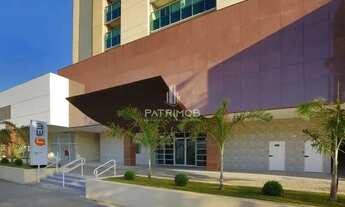 Imagem: Sala Comercial com 37m², próximo ao Fórum