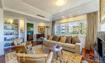 Imagem: Imóvel para venda tem 399 metros quadrados