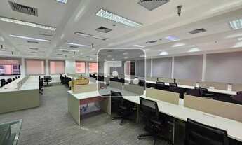 Imagem 6: Escritório para aluguel e venda possui 270 metros quadrados em Itaim Bibi - São Paulo - SP