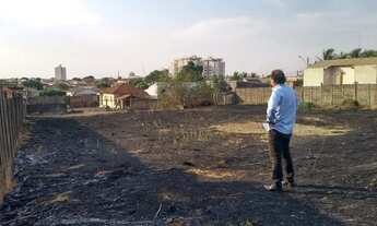 Imagem: VENDO OU TROCO TERRENO COM 4.485M2