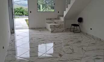 Imagem: Sobrados em condomínio no Sto Antônio