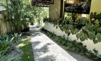 Imagem 3: Casa de condomínio para aluguel e venda tem 782 metros quadrados com 5 quartos