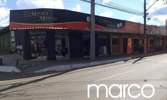 Imagem 2: Casa com 3 quartos - Bairro Vila Itatiaia em Goiânia