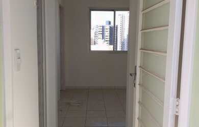 Imagem 4: Apartamento de 1 dormitório no Taquaral com 36 m² andar alto