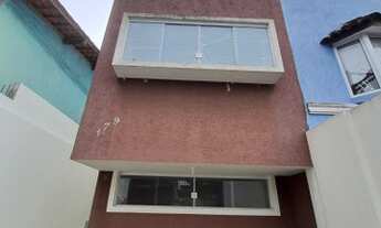 Imagem 2: Casa para aluguel com 200 m2 com 3 quartos 1 suíte ,2 vagas em Parque São George - Cotia