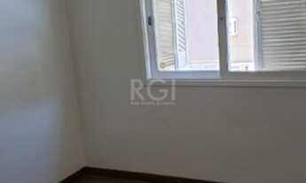 Imagem 6: Porto Alegre - Apartamento Padrão - Partenon