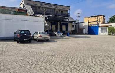 Imagem 2: VENDO / ALUGO IMÓVEL 2.200 m2