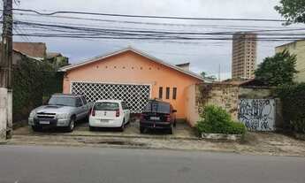 Imagem 3: Casa para aluguel possui 245 metros quadrados com 3 quartos, 2 salas na Madalena - Recife