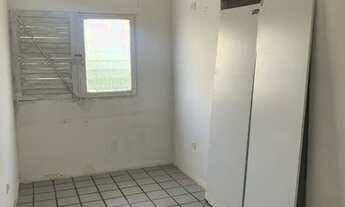 Imagem 5: Duplex a 50 mts de paradas de ônibus e do mar. 