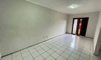 Imagem 3: Casa de condomínio para aluguel tem 80 metros quadrados com 3 quartos em Turu - São Luís